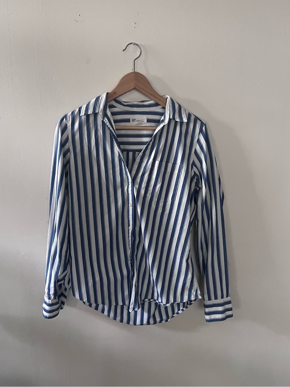 GAP 100% Cotton Button Down Shirt
